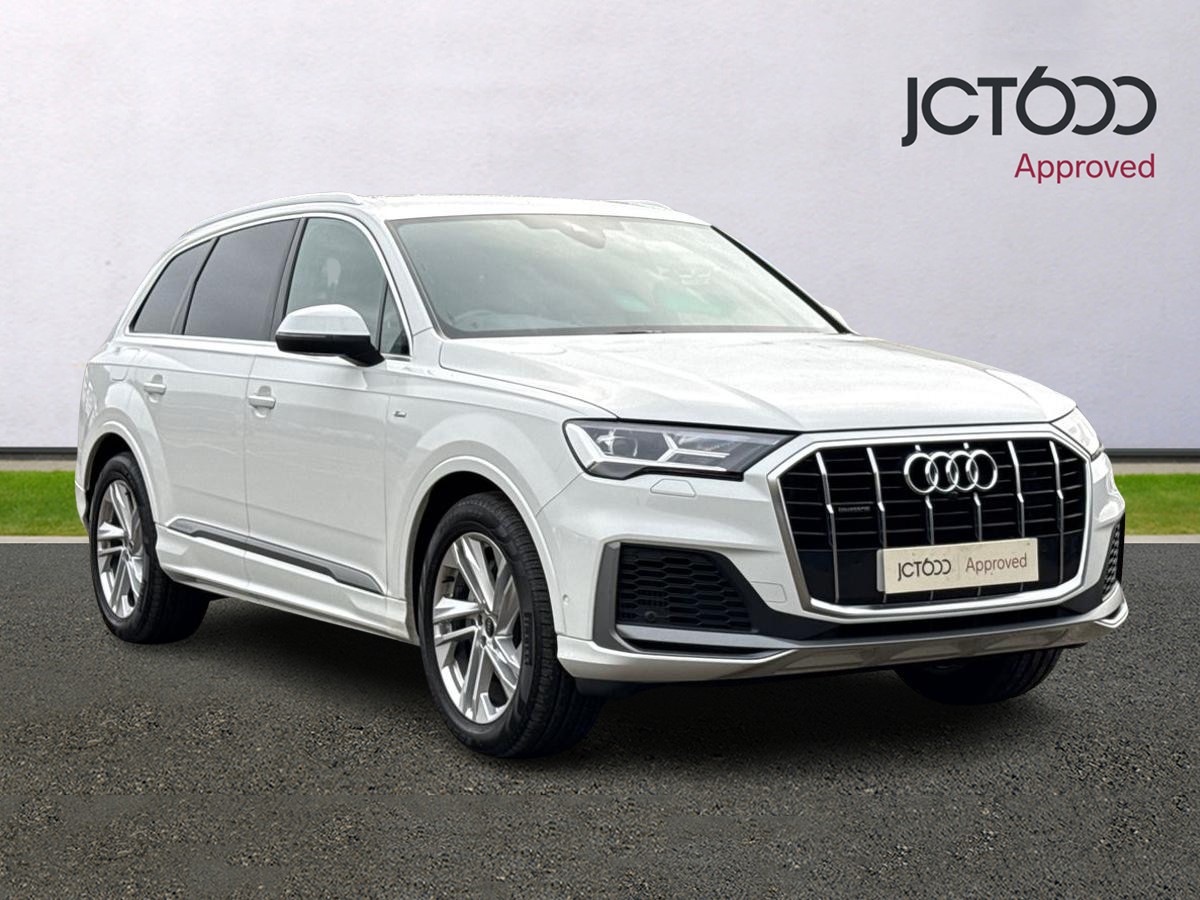 Main listing image - Audi Q7