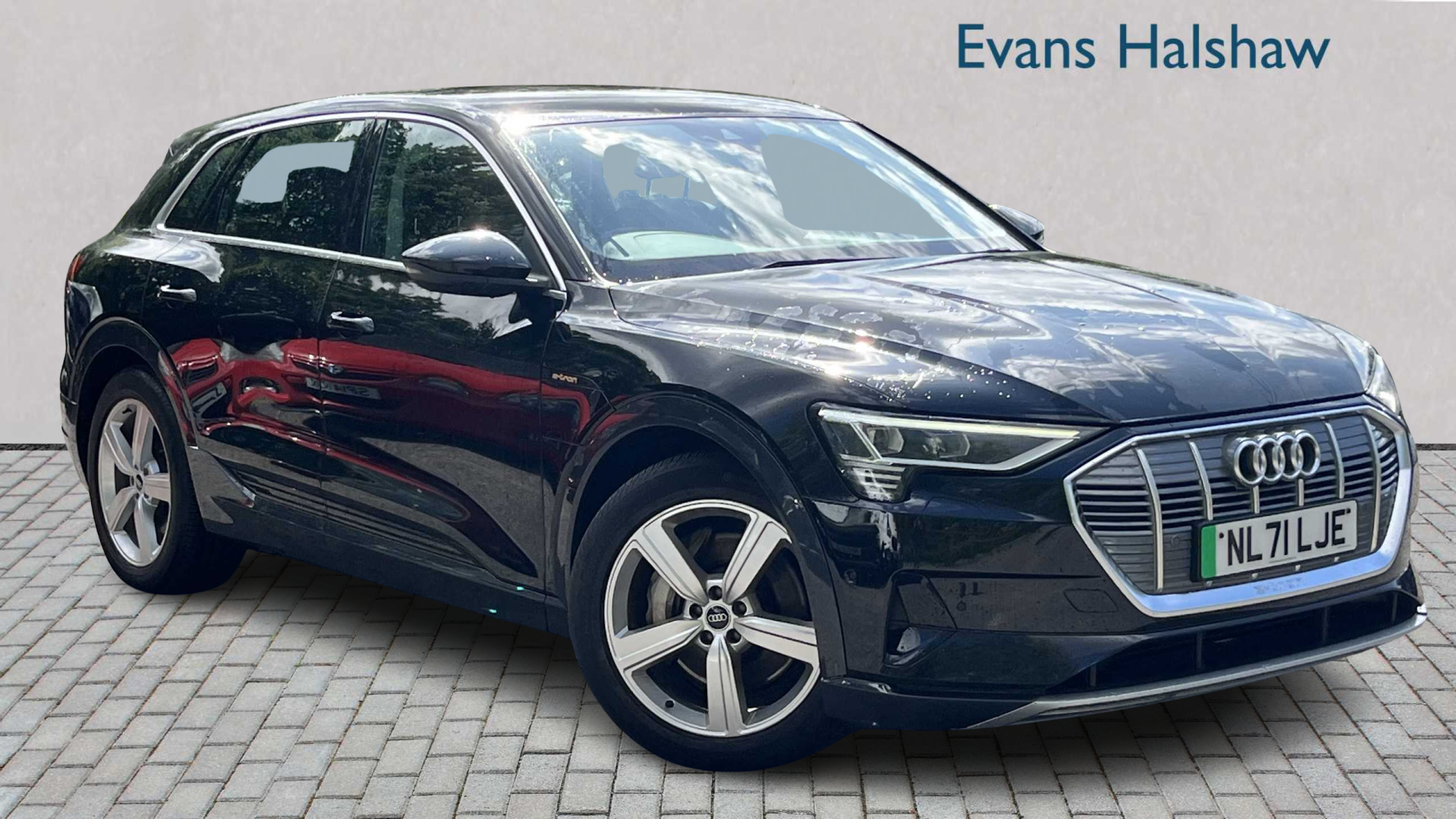 Main listing image - Audi e-tron