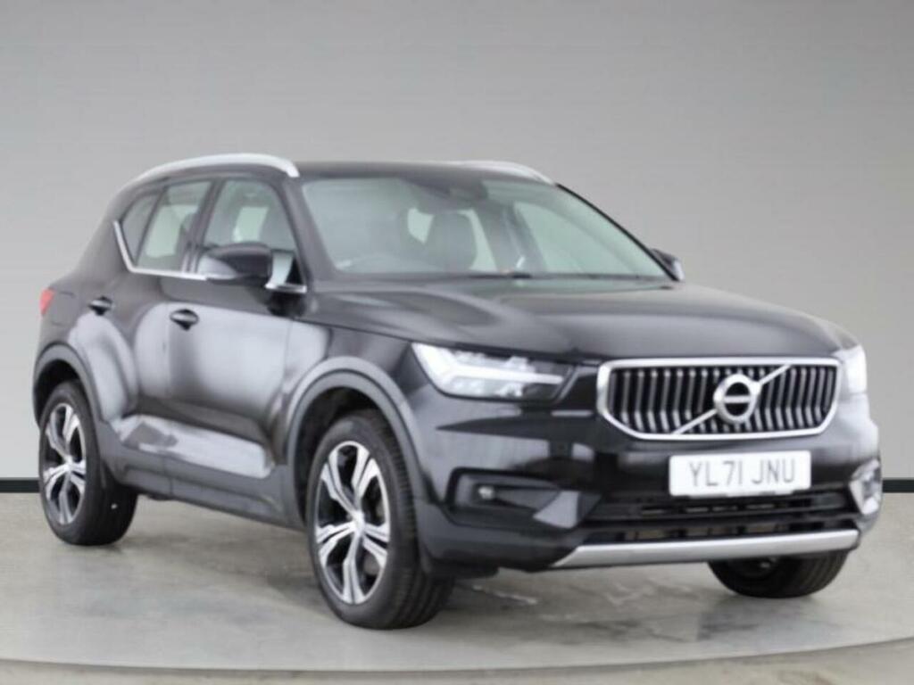 Main listing image - Volvo XC40 Recharge