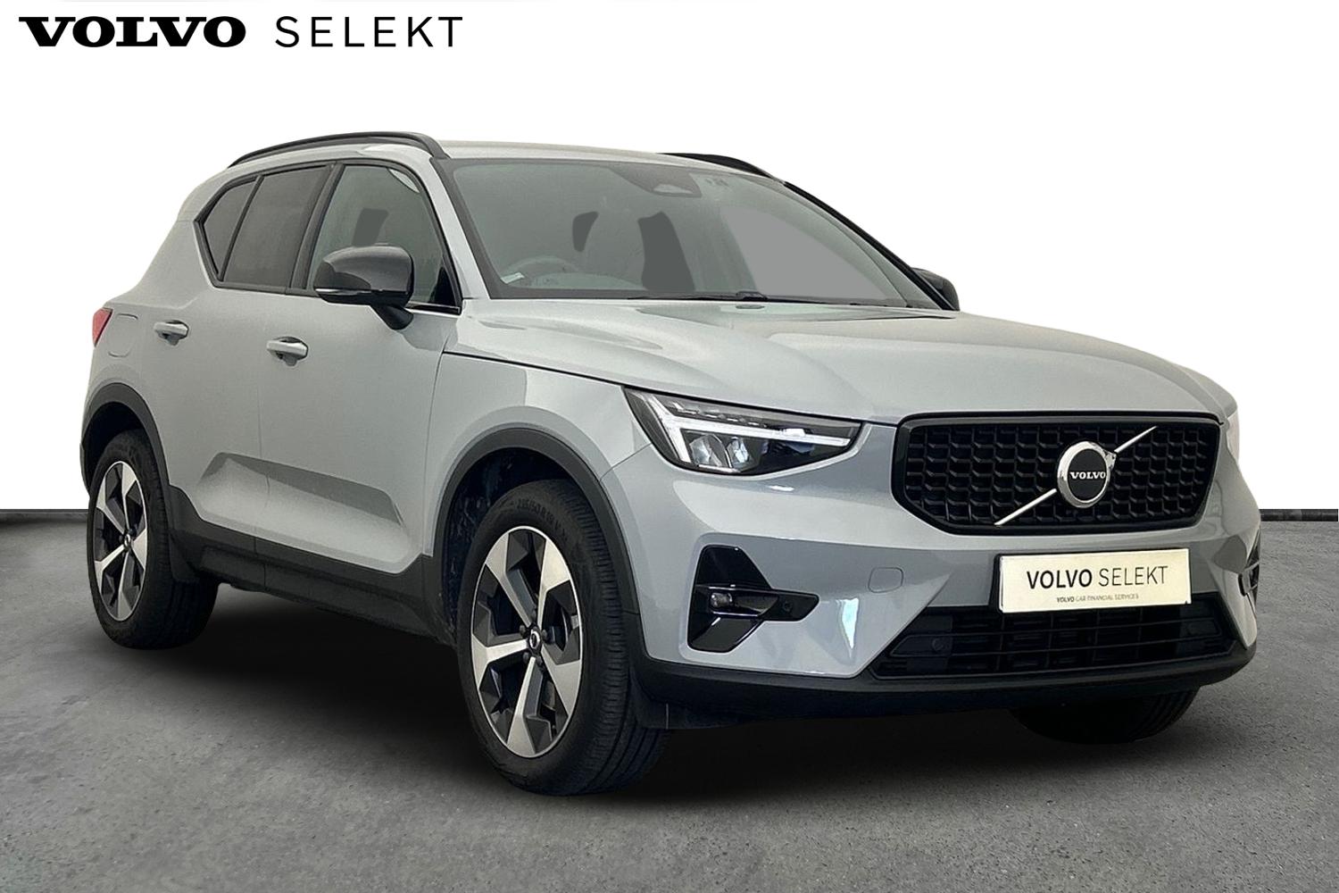 Main listing image - Volvo XC40