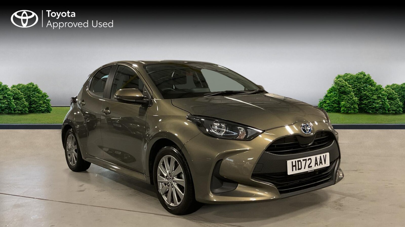 Main listing image - Toyota Yaris