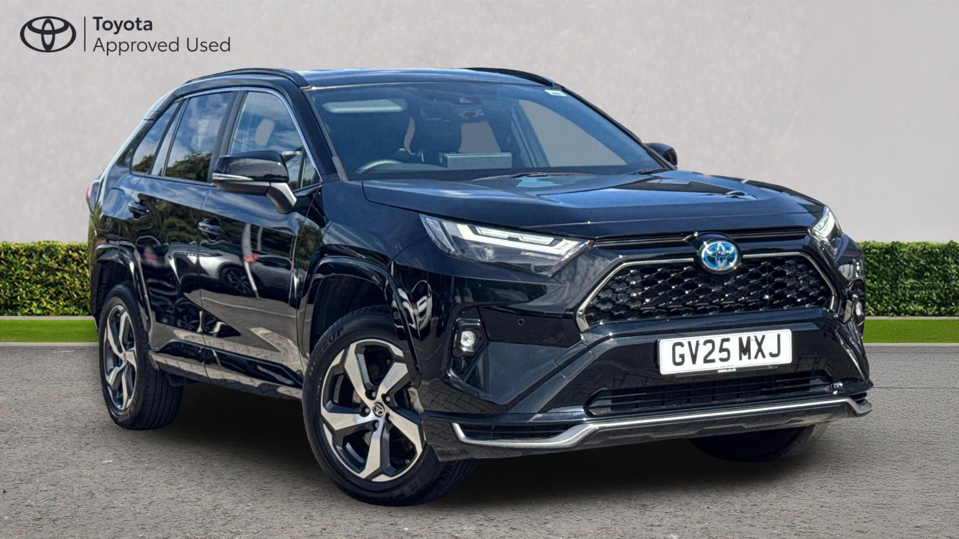 Main listing image - Toyota RAV4
