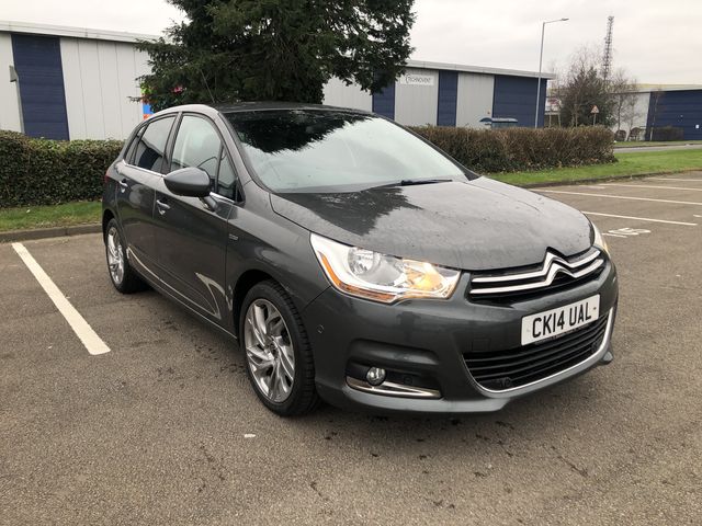 Main listing image - Citroen C4