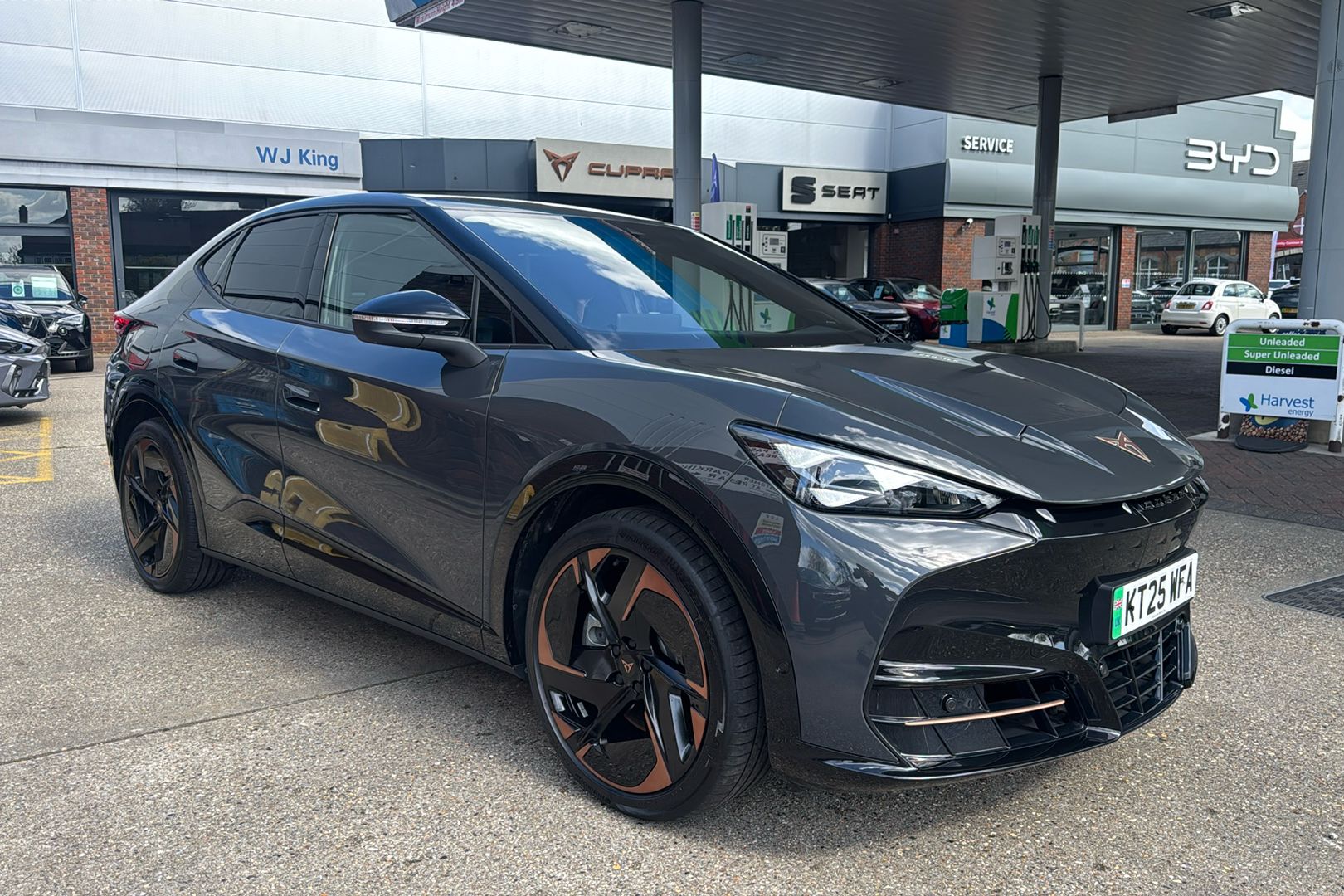 Main listing image - Cupra Tavascan