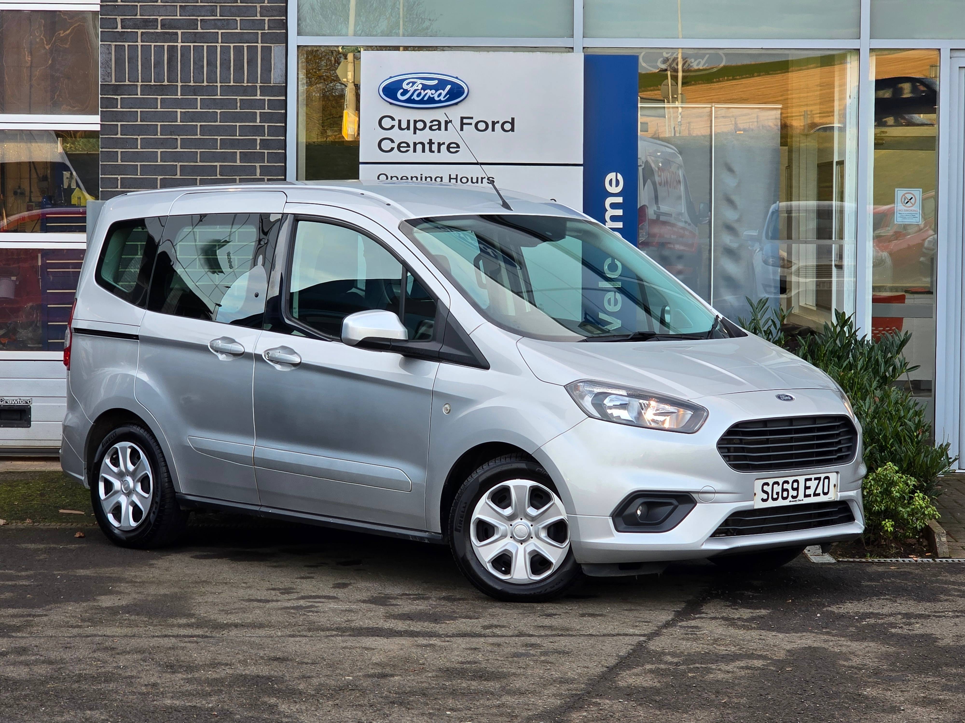 Main listing image - Ford Tourneo Courier