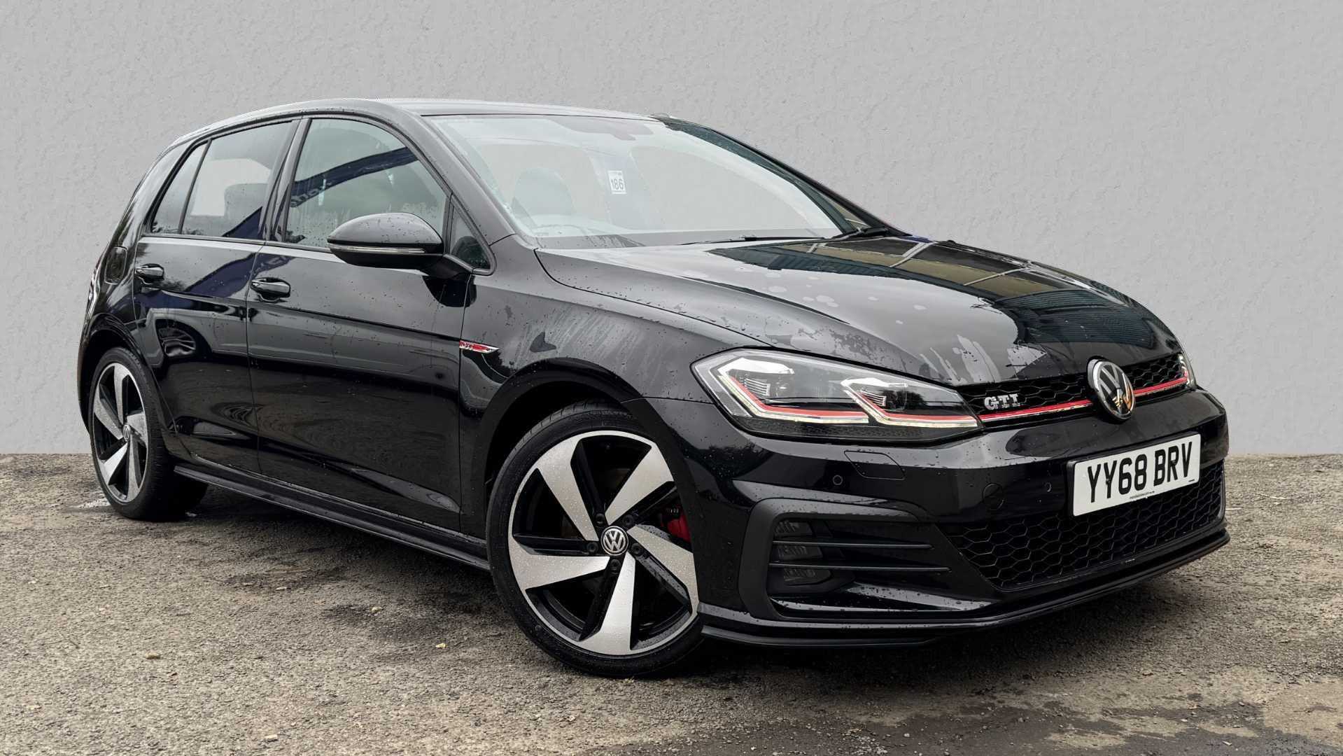 Main listing image - Volkswagen Golf GTI