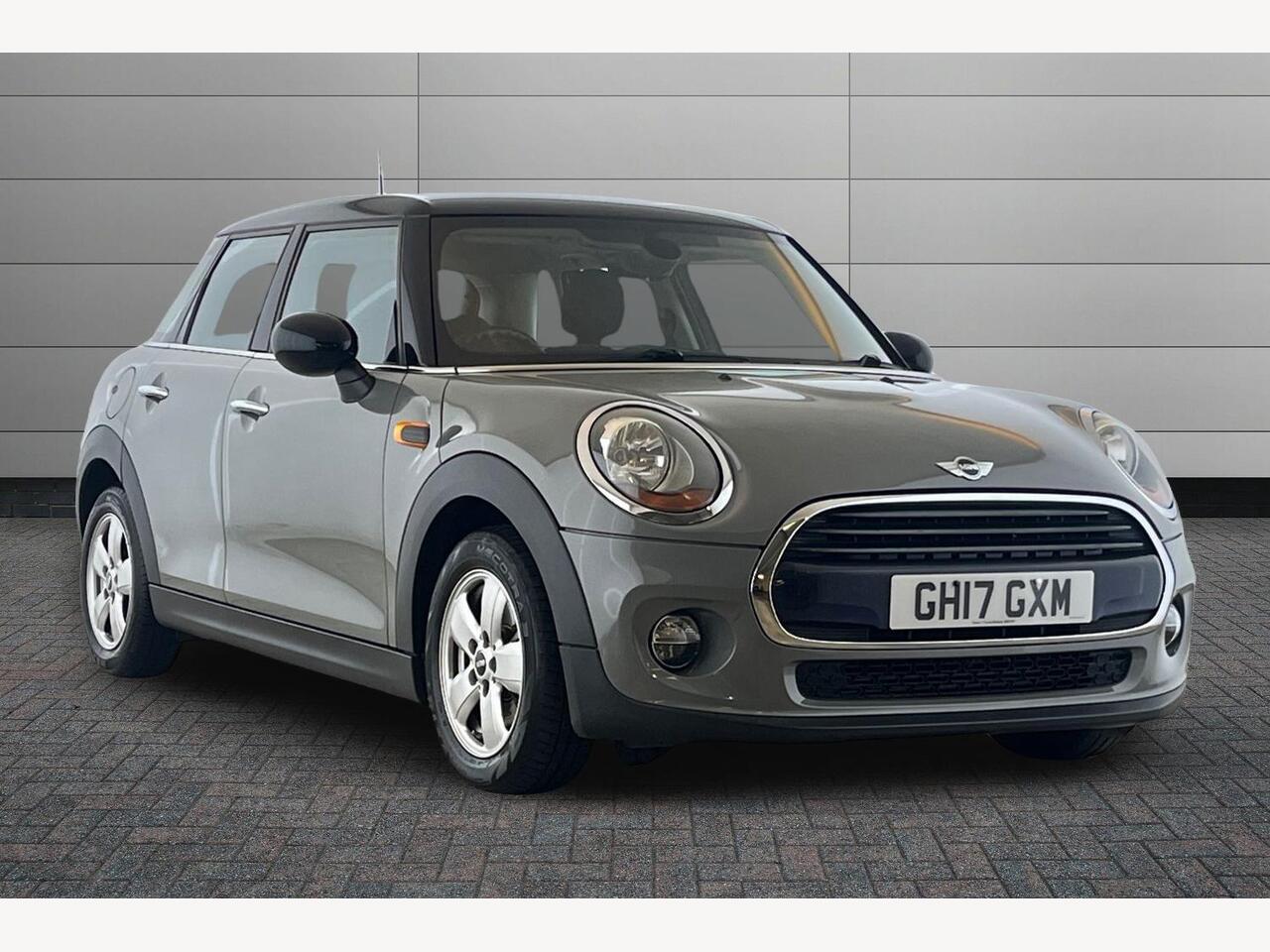 Main listing image - MINI Hatchback
