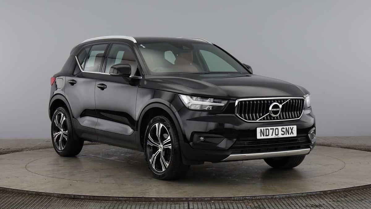 Main listing image - Volvo XC40