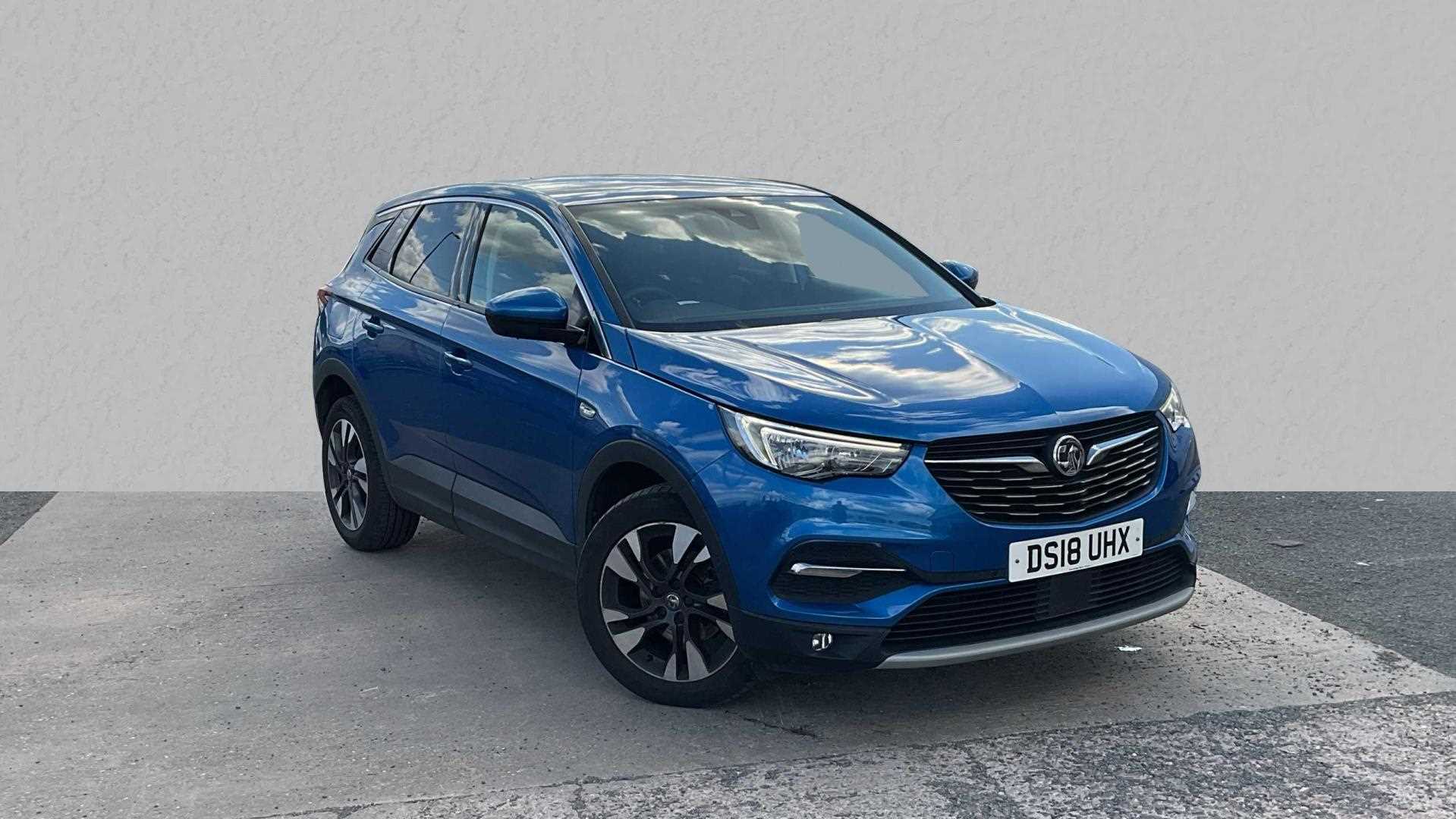 Main listing image - Vauxhall Grandland X