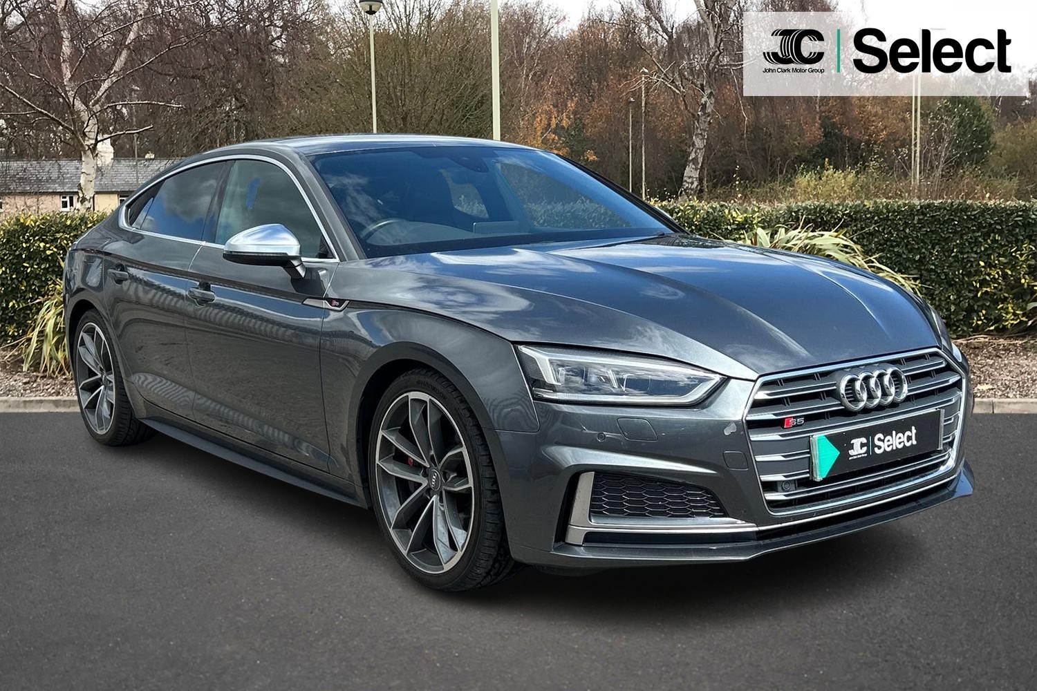 Main listing image - Audi S5
