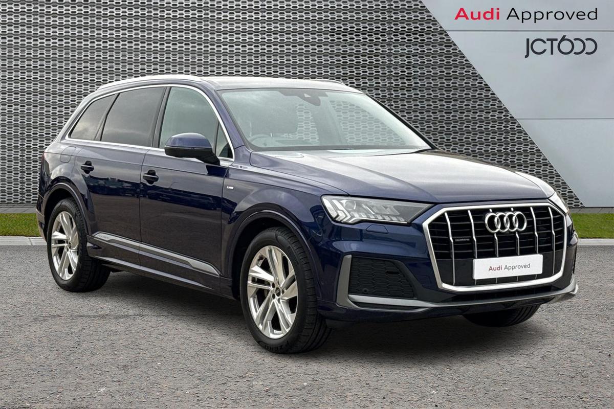 Main listing image - Audi Q7