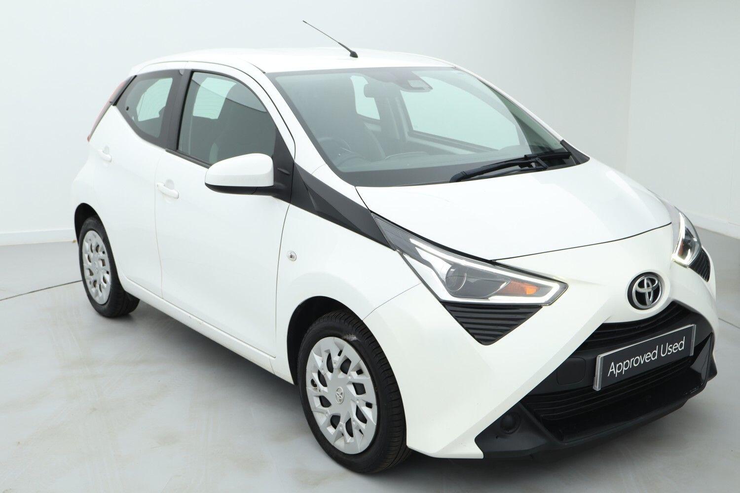 Main listing image - Toyota Aygo