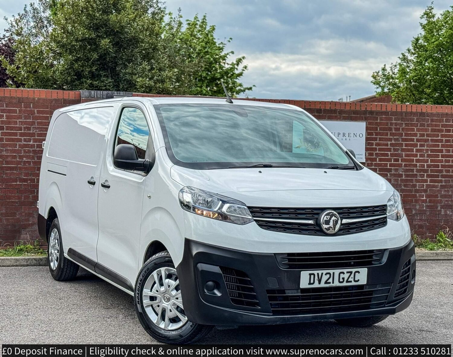 Main listing image - Vauxhall Vivaro