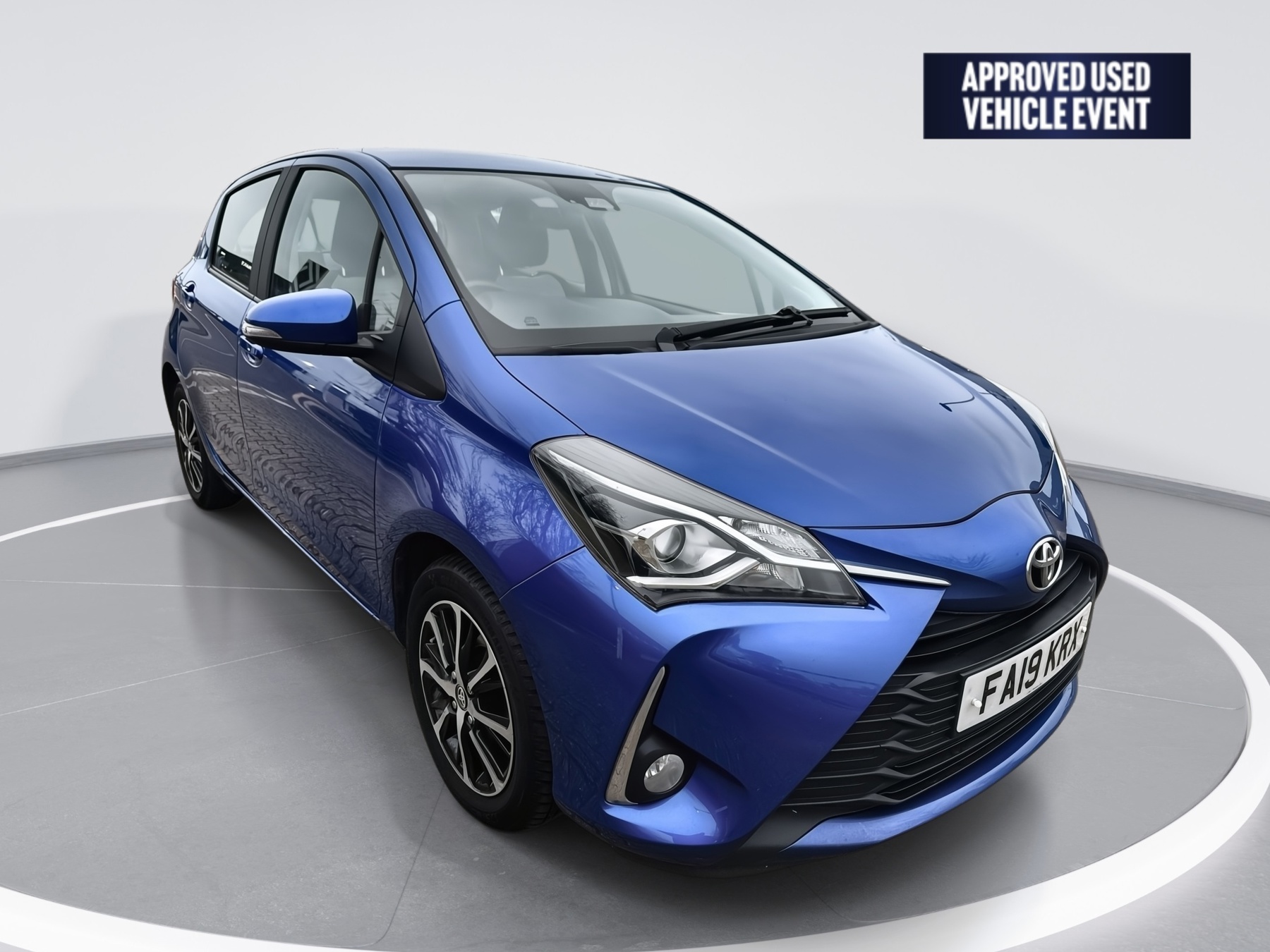 Main listing image - Toyota Yaris