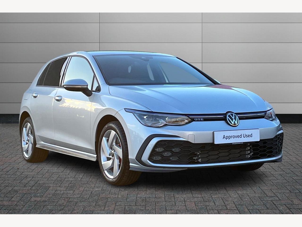 Main listing image - Volkswagen Golf GTE