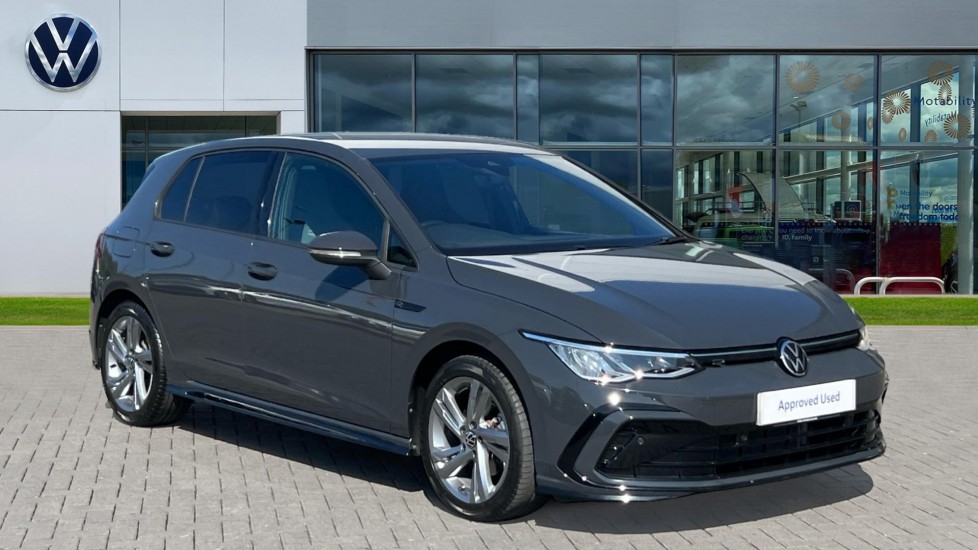 Main listing image - Volkswagen Golf