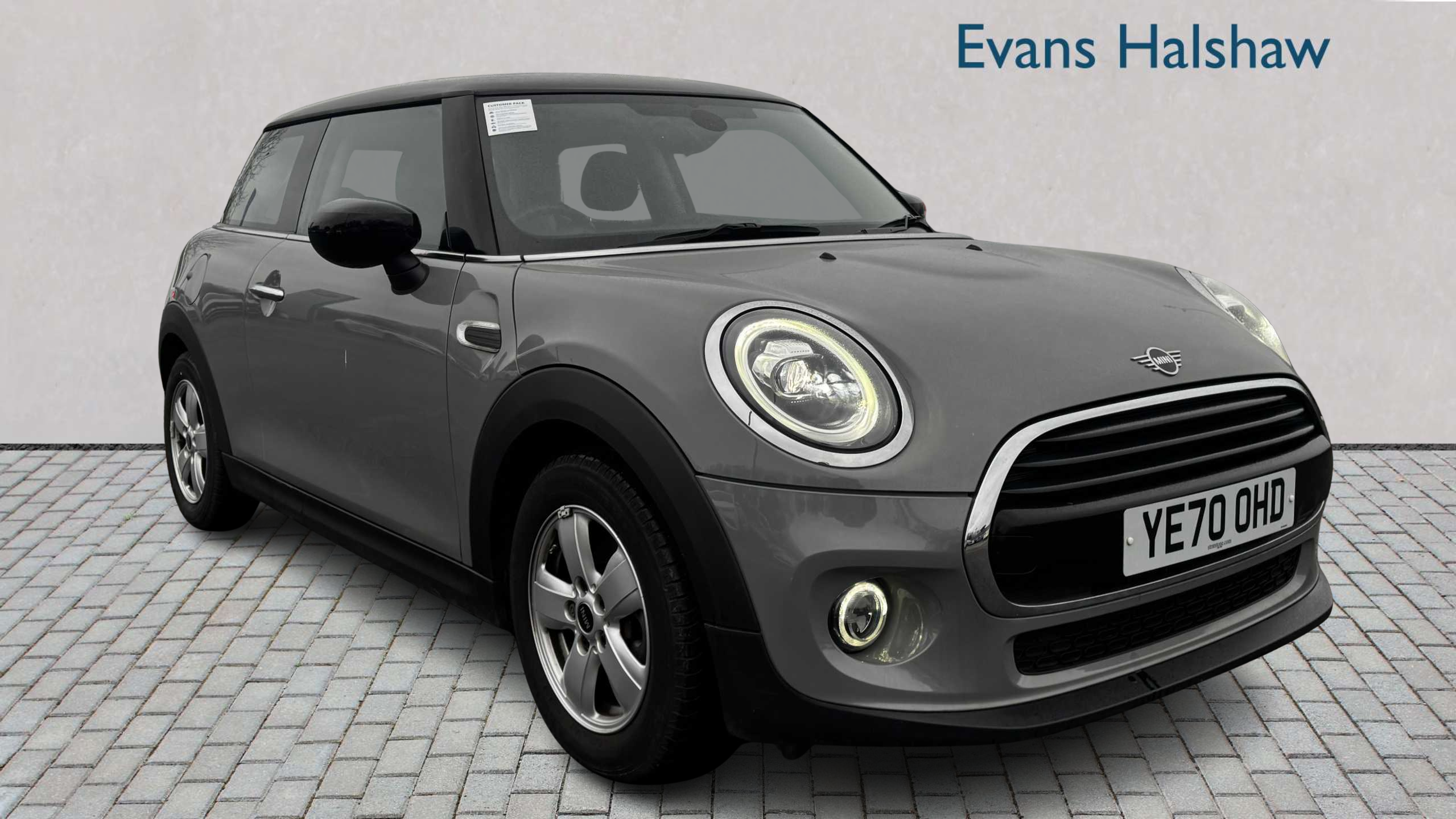 Main listing image - MINI Hatchback