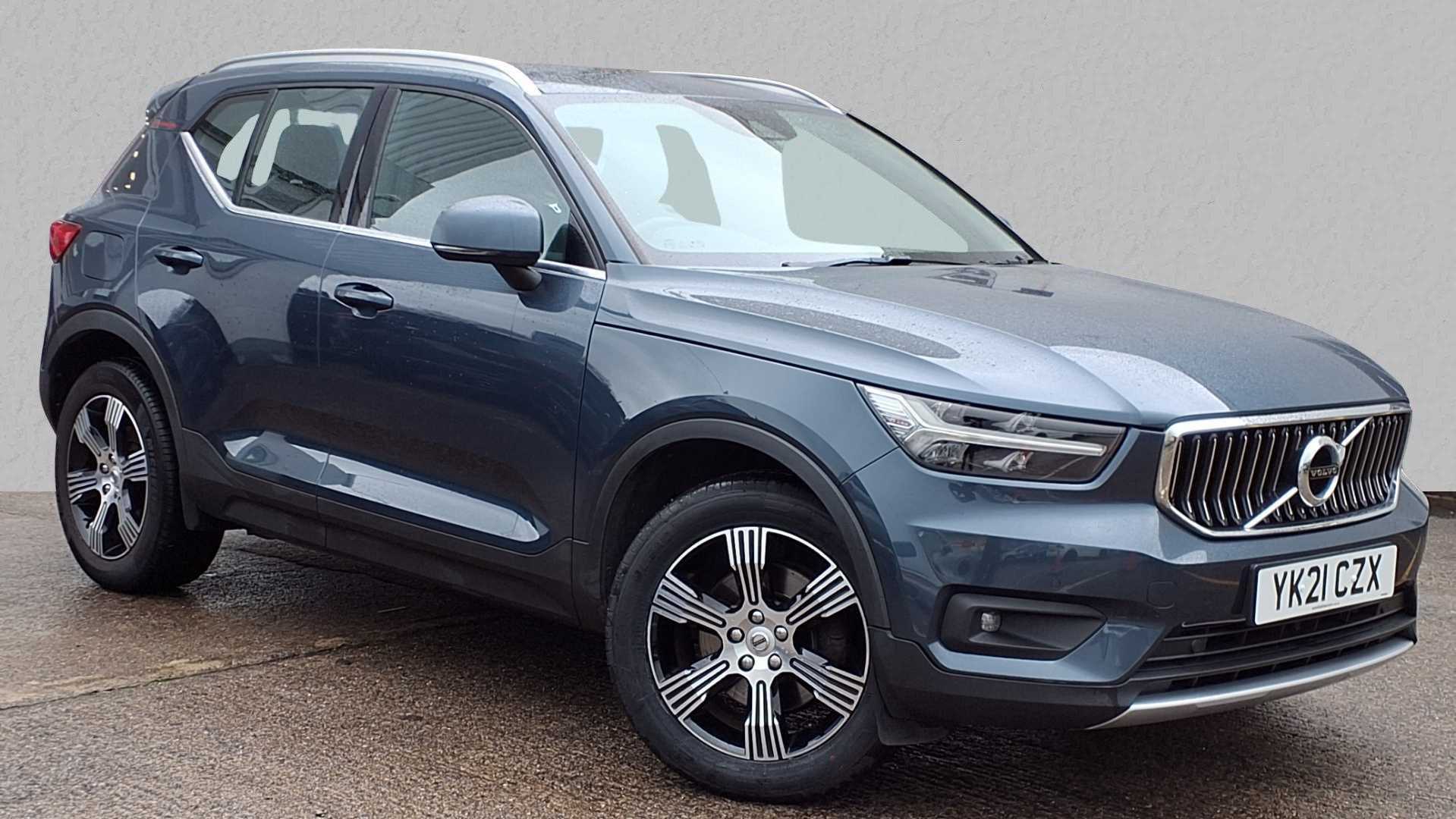 Main listing image - Volvo XC40