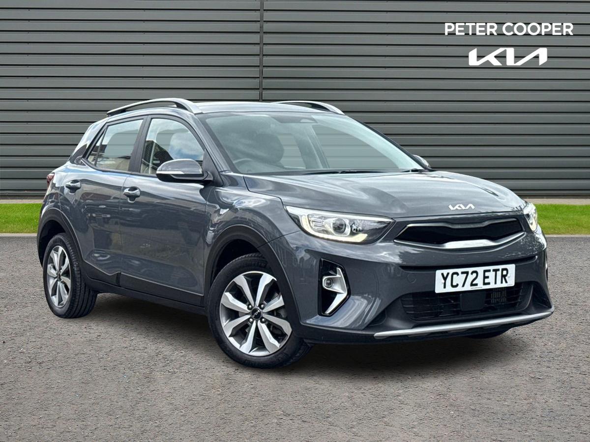 Main listing image - Kia Stonic
