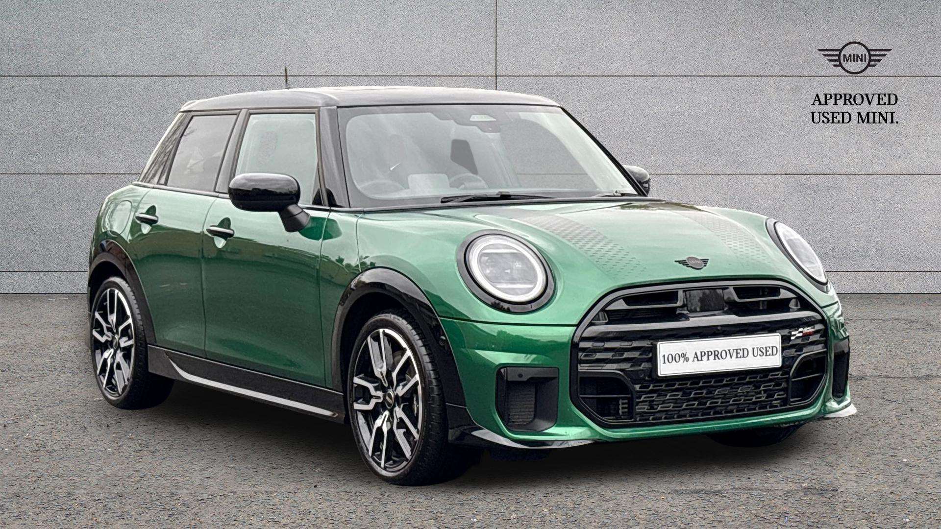 Main listing image - MINI Hatchback 5dr