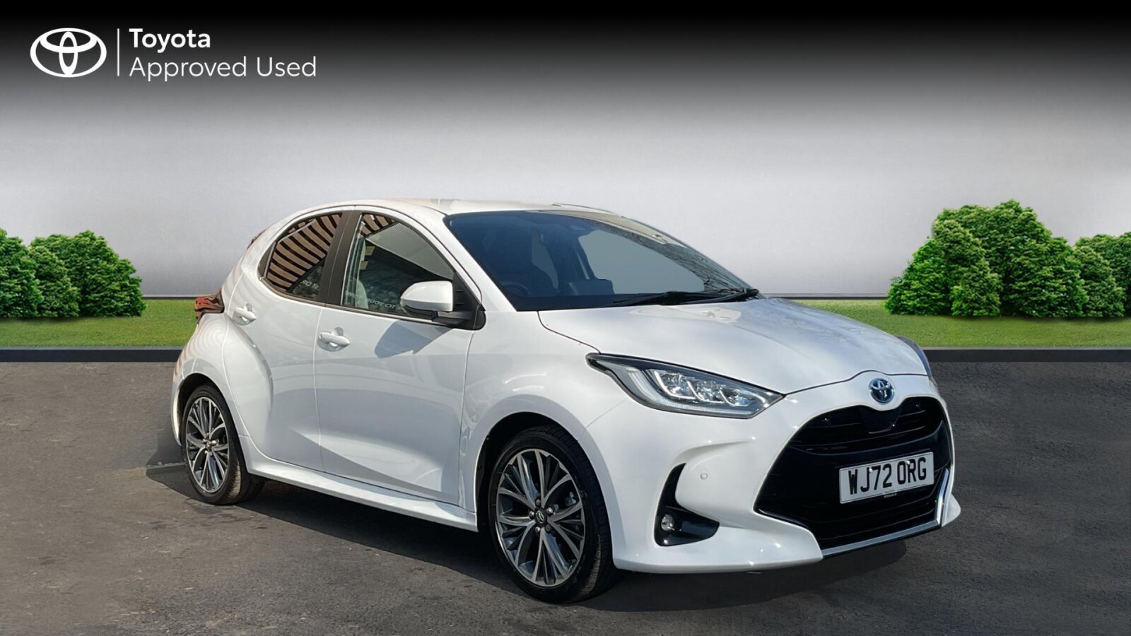 Main listing image - Toyota Yaris
