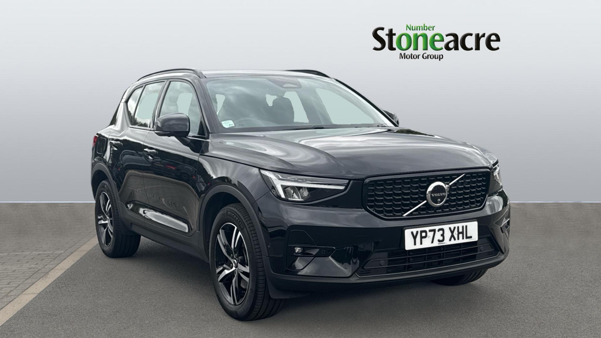 Main listing image - Volvo XC40