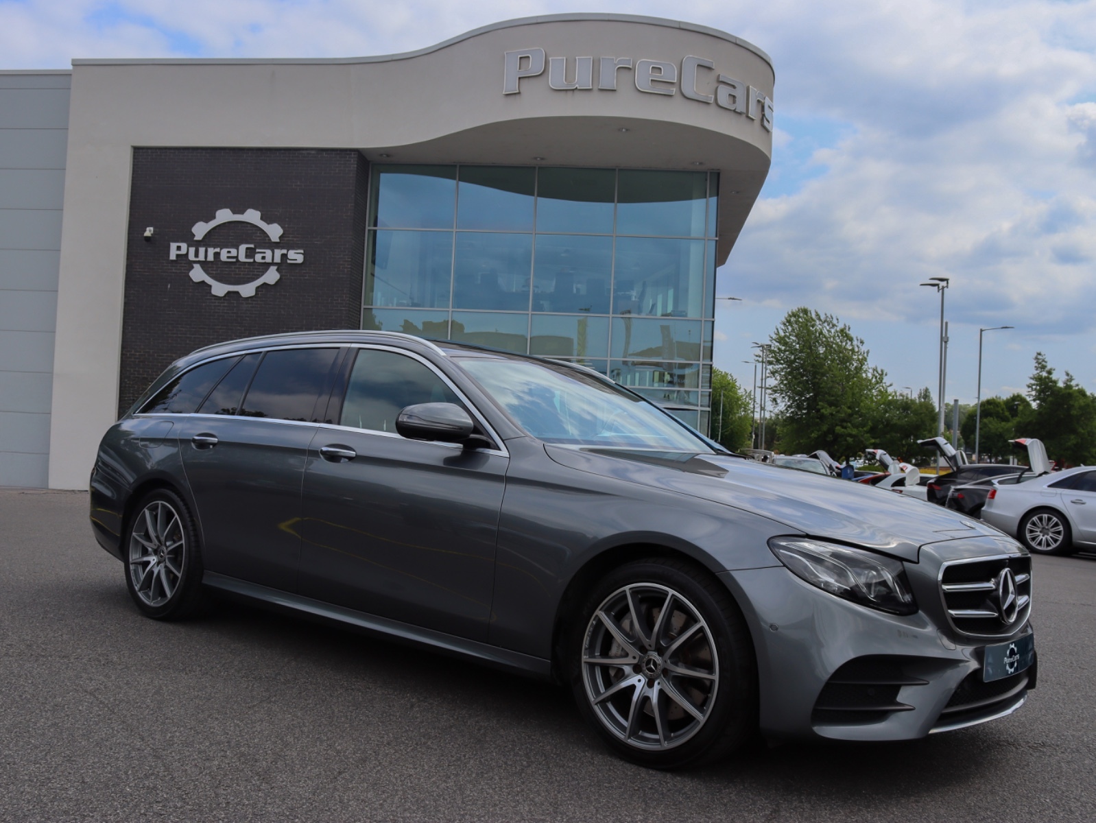 Main listing image - Mercedes-Benz E-Class Estate