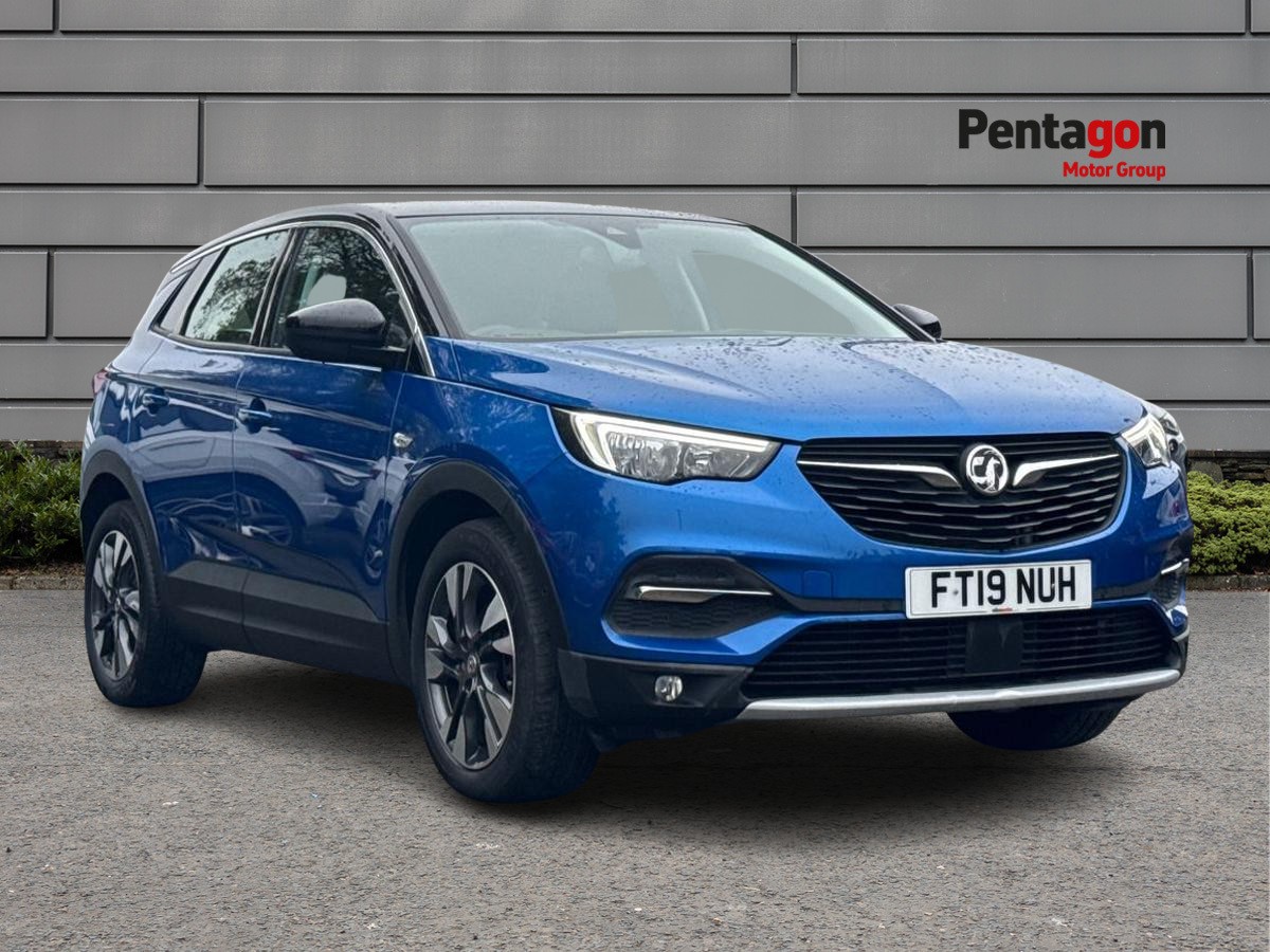 Main listing image - Vauxhall Grandland X