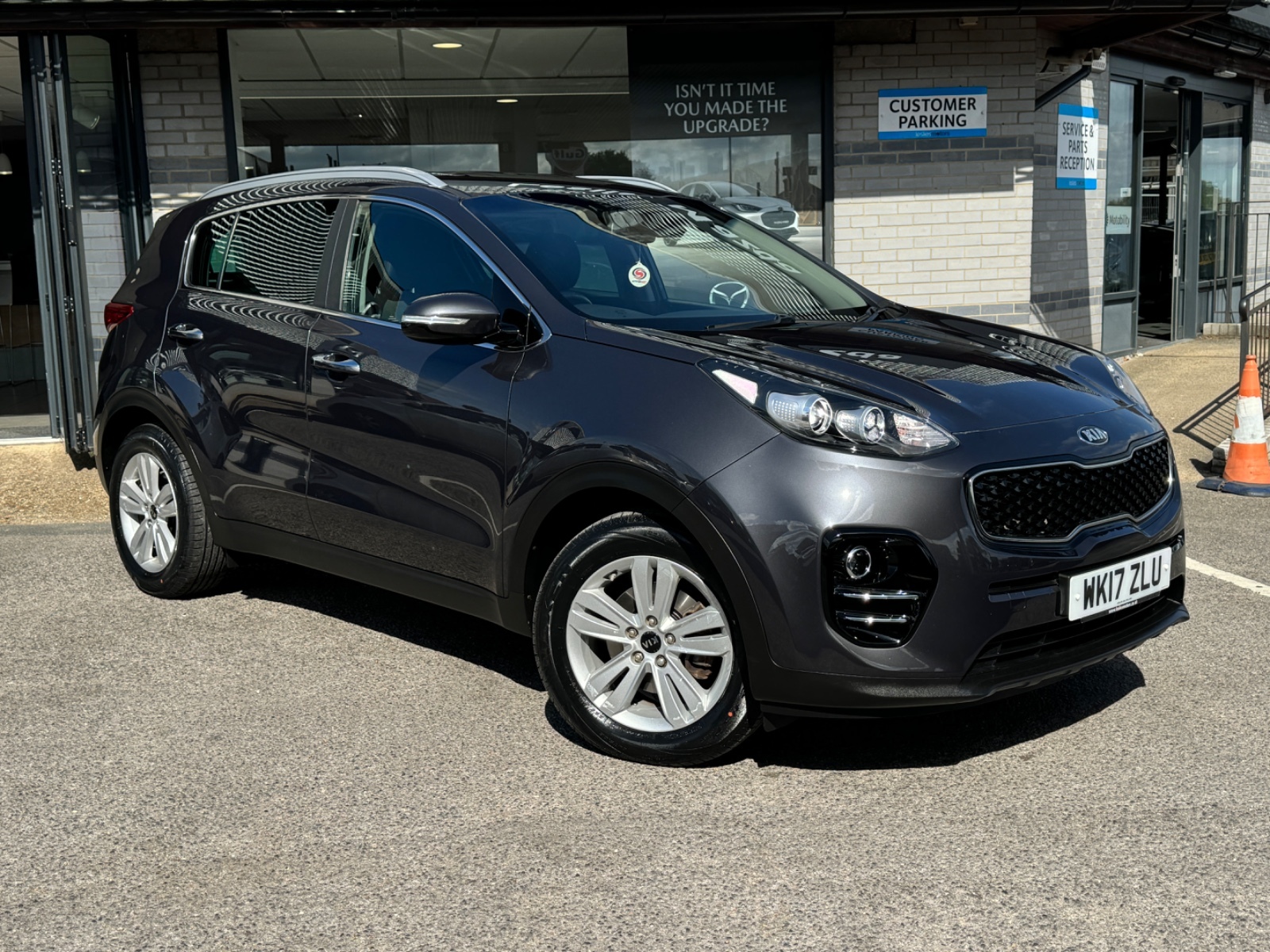 Main listing image - Kia Sportage