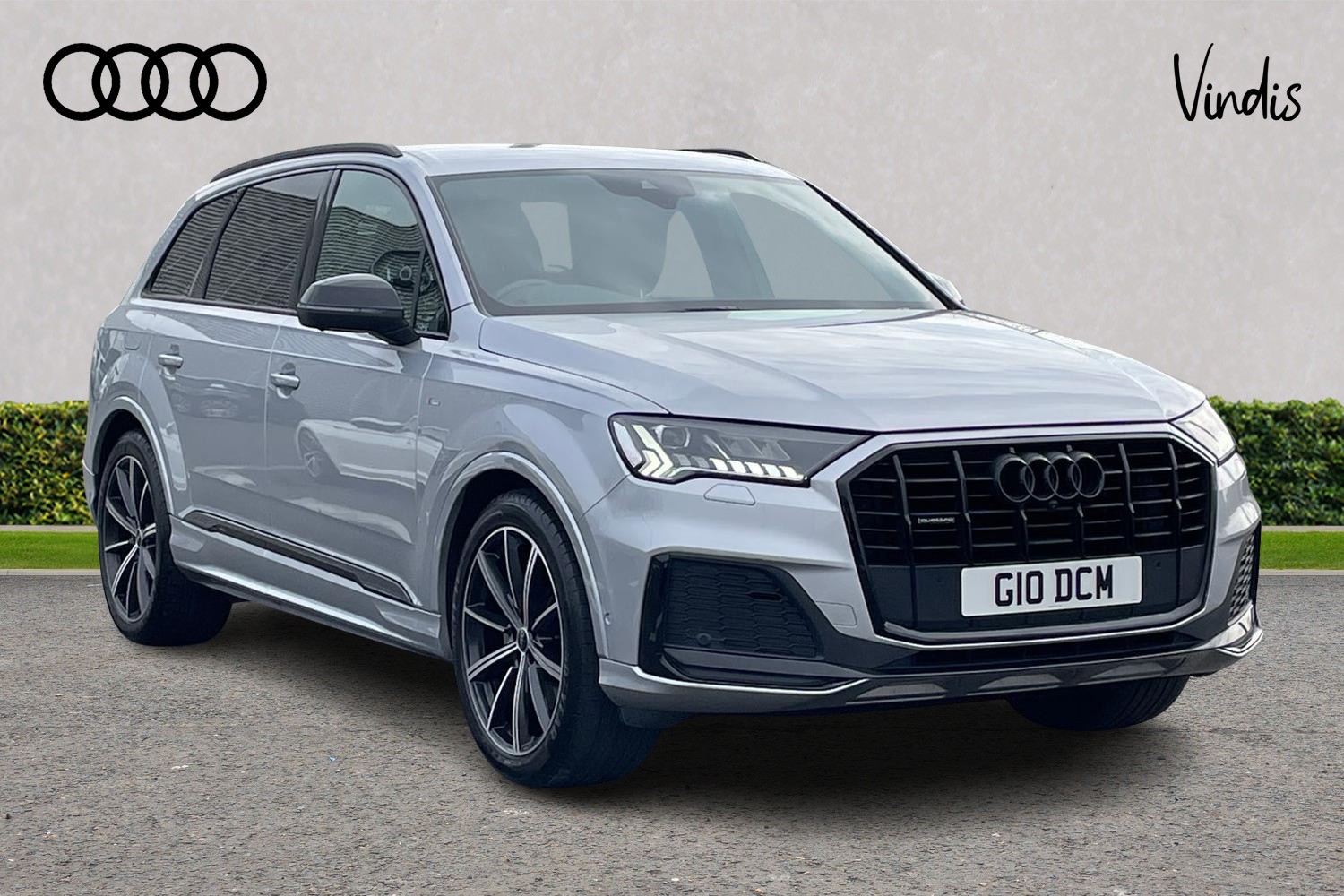 Main listing image - Audi Q7