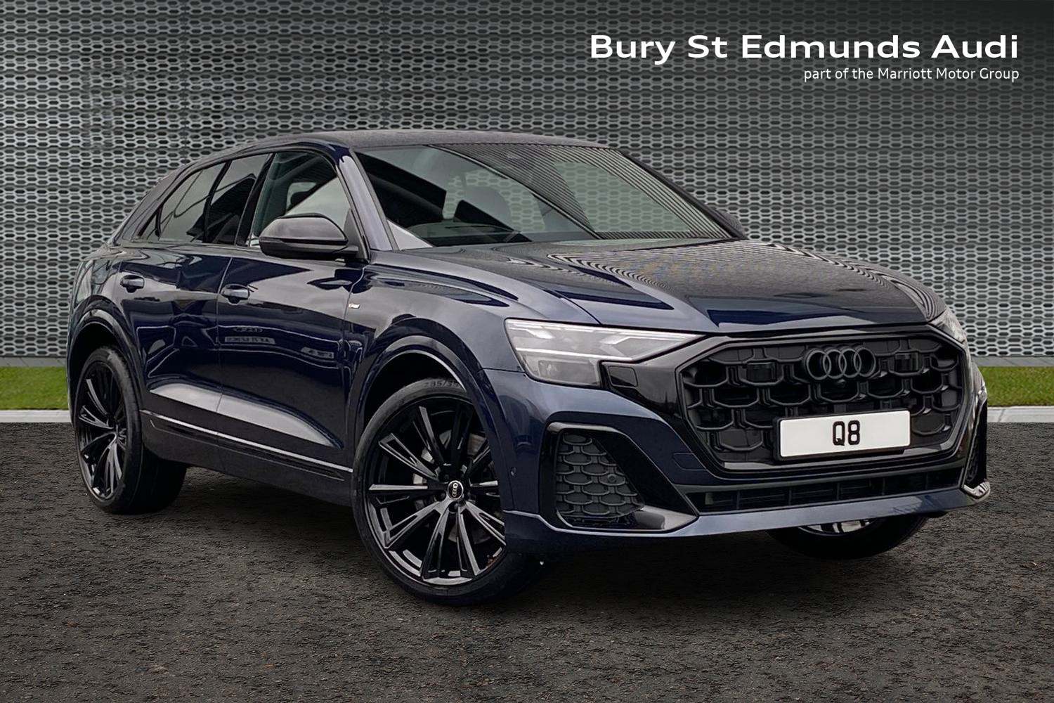 Main listing image - Audi Q8