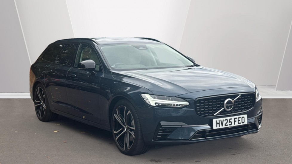 Main listing image - Volvo V90