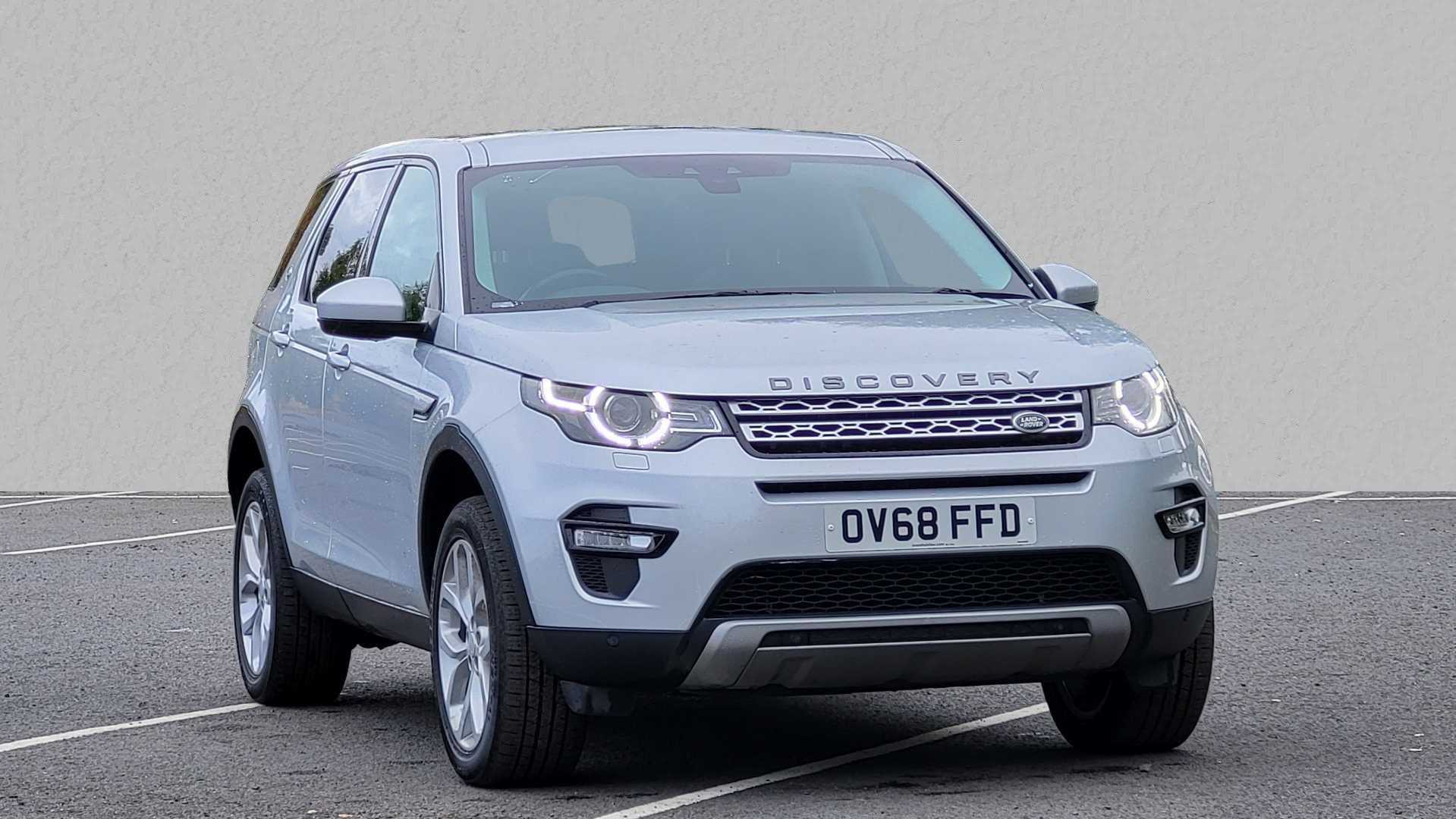 Main listing image - Land Rover Discovery Sport