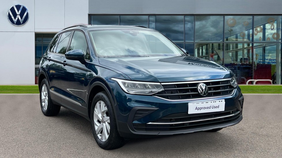 Main listing image - Volkswagen Tiguan