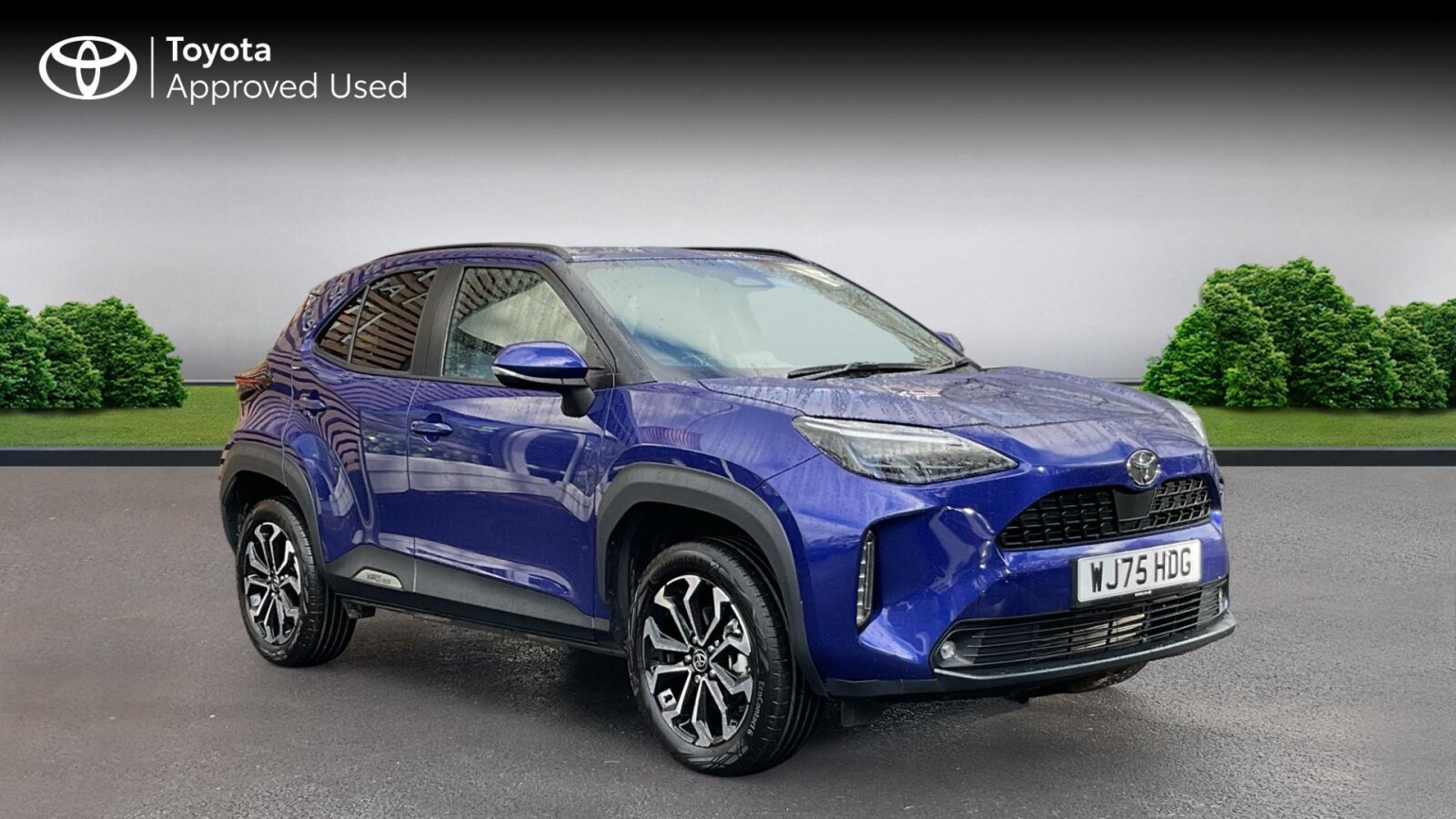 Main listing image - Toyota Yaris Cross