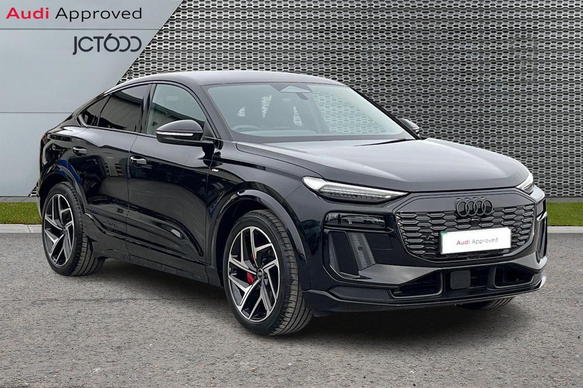 Main listing image - Audi Q6 e-tron