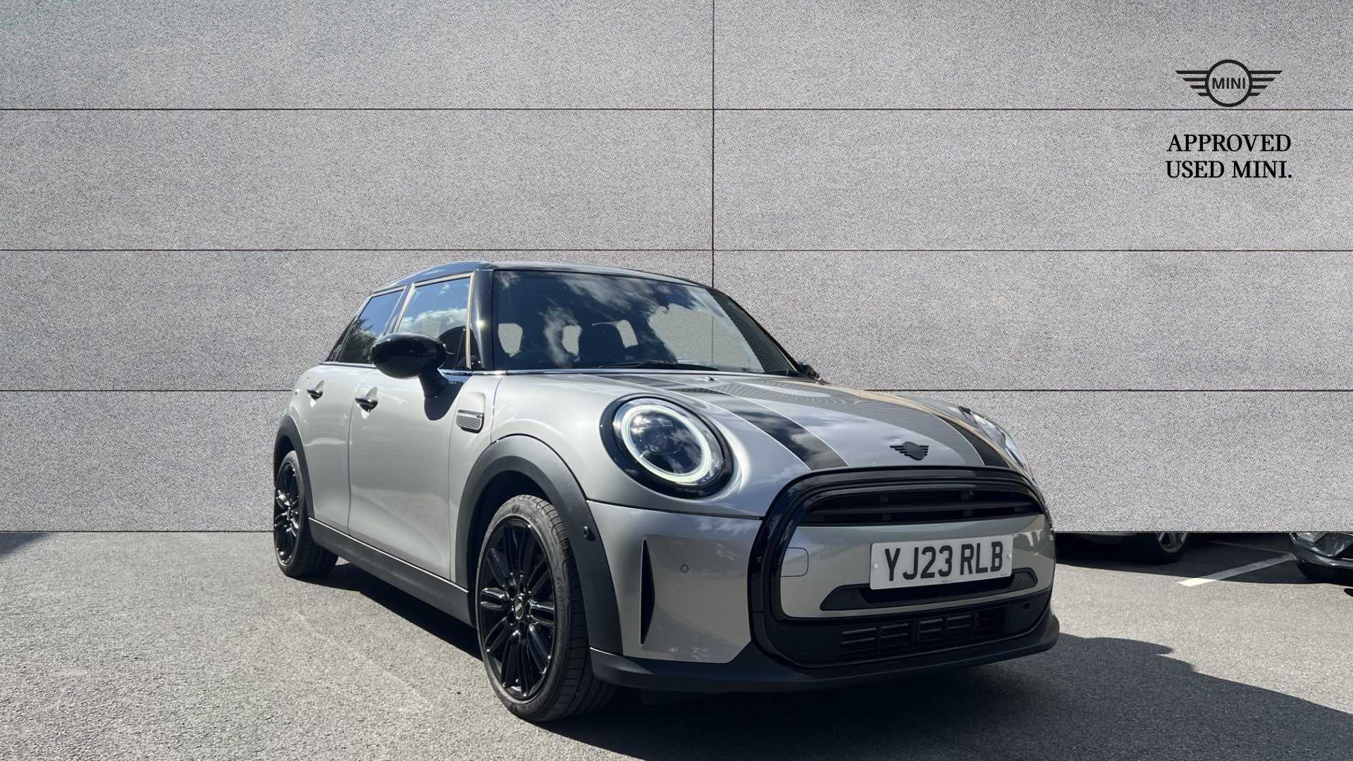 Main listing image - MINI Hatchback 5dr