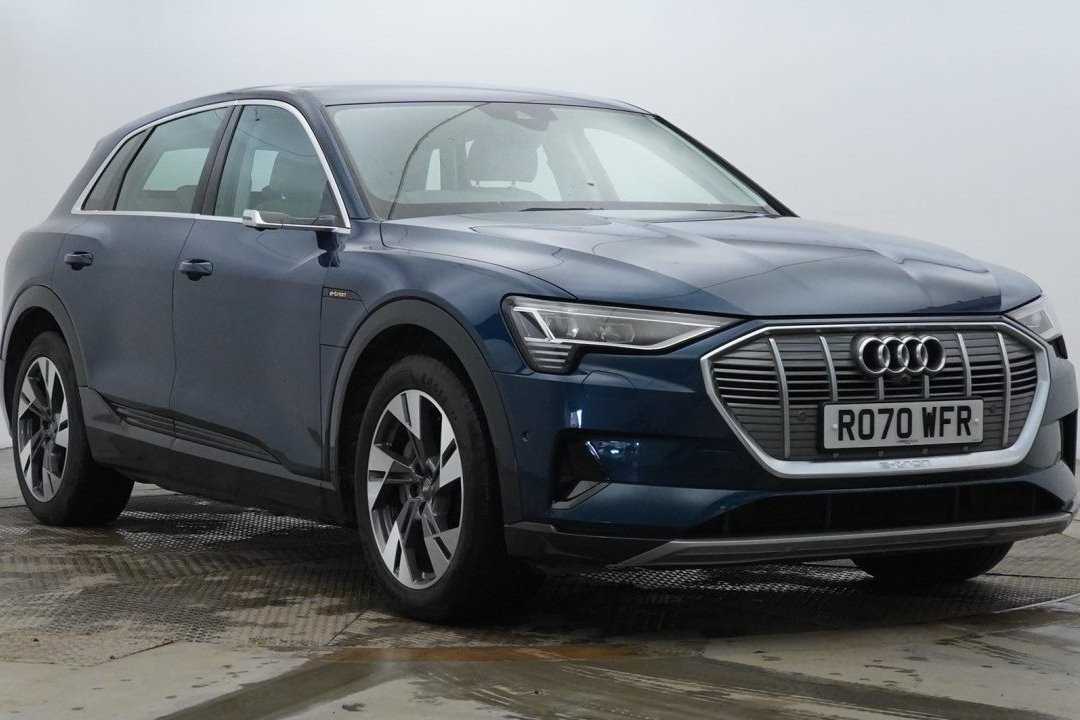 Main listing image - Audi e-tron
