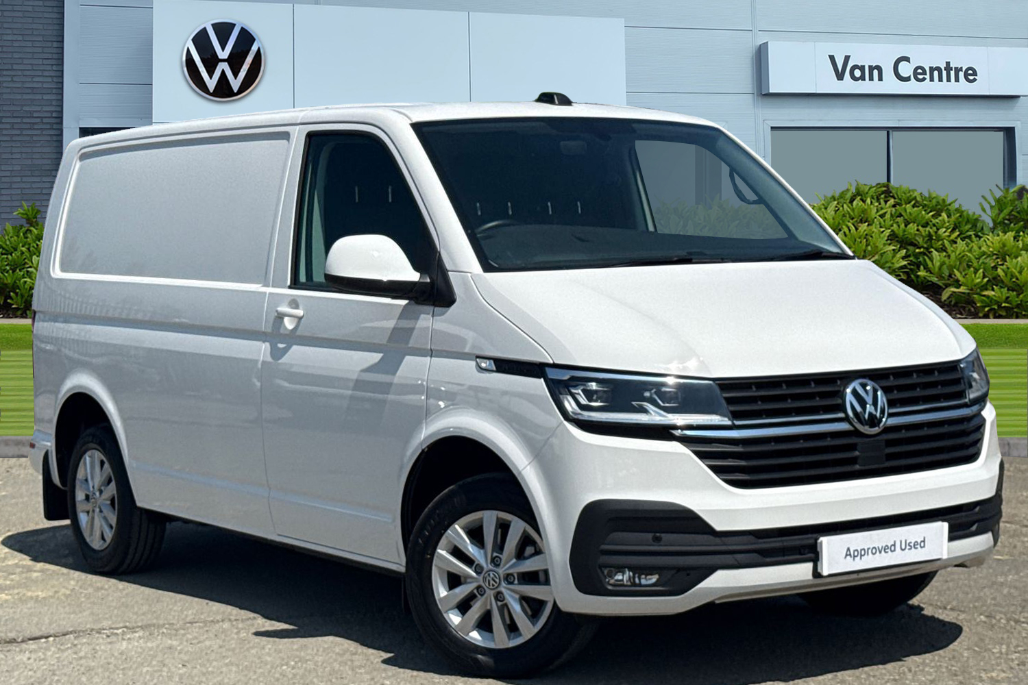 Main listing image - Volkswagen Transporter