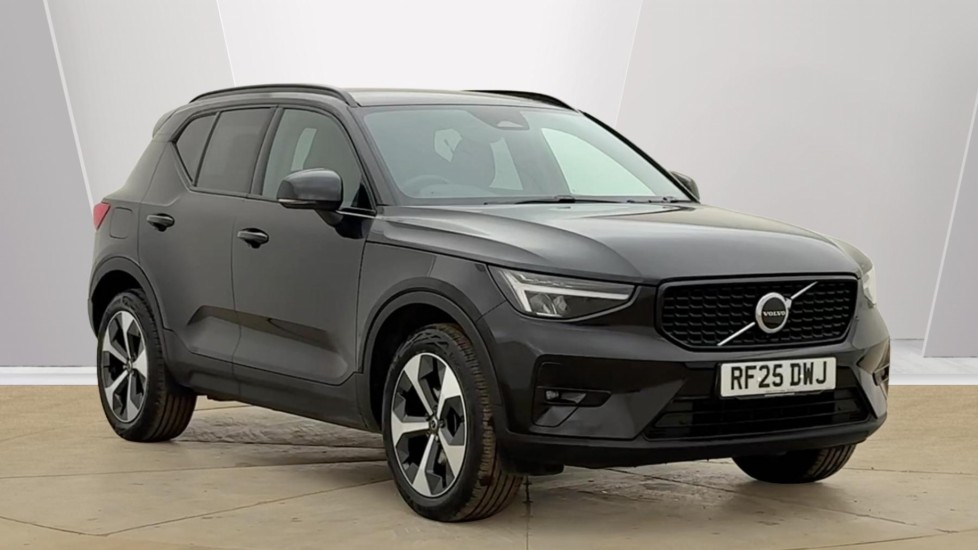 Main listing image - Volvo XC40