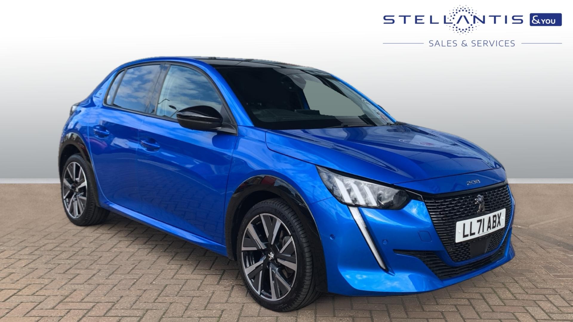 Main listing image - Peugeot 208