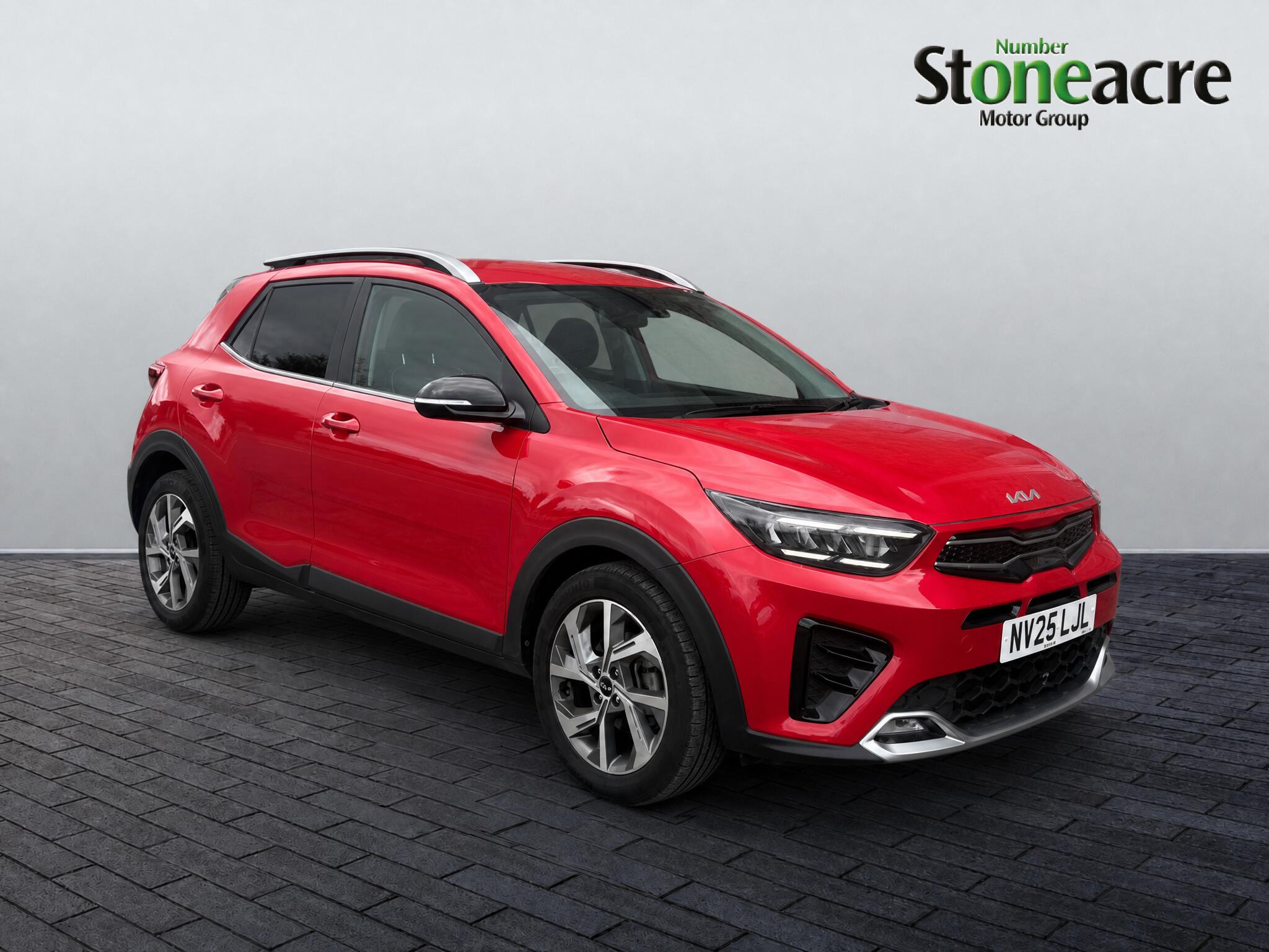 Main listing image - Kia Stonic