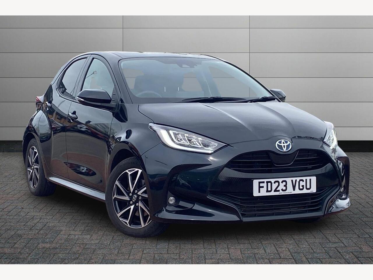 Main listing image - Toyota Yaris