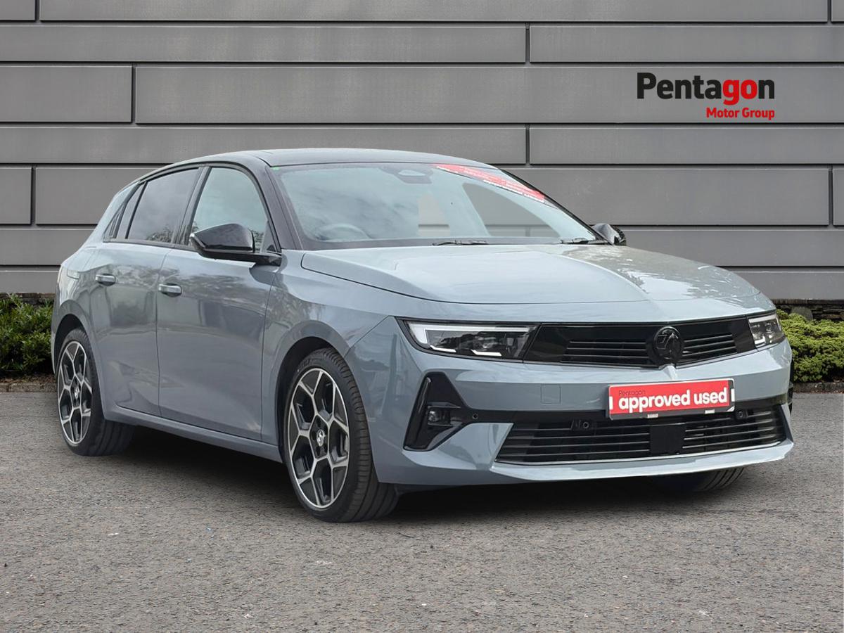 Main listing image - Vauxhall Astra