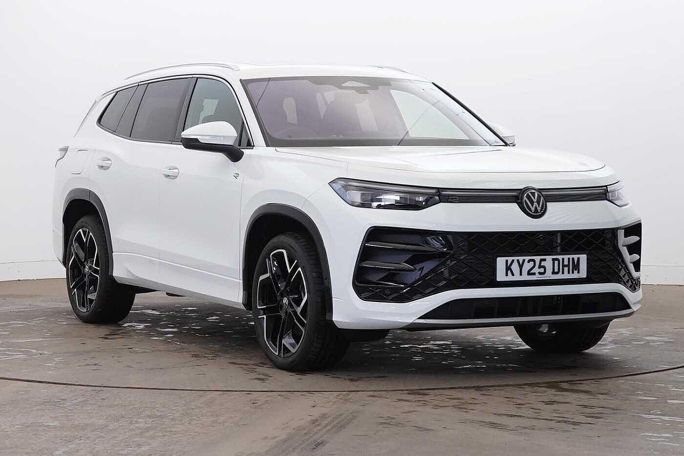 Main listing image - Volkswagen Tayron