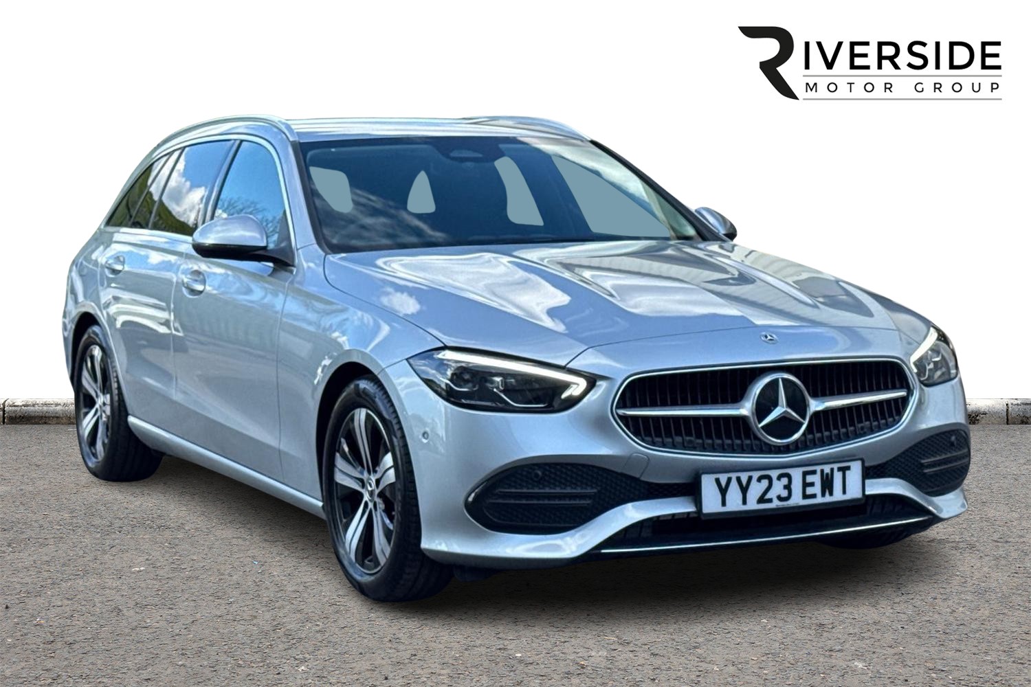 Main listing image - Mercedes-Benz C-Class Estate