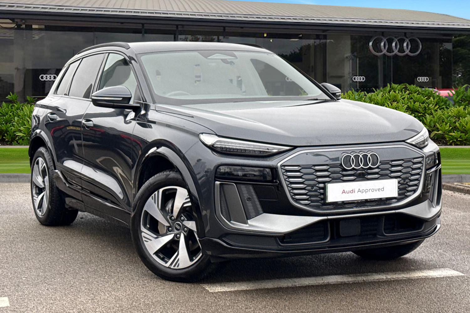 Main listing image - Audi Q6 e-tron