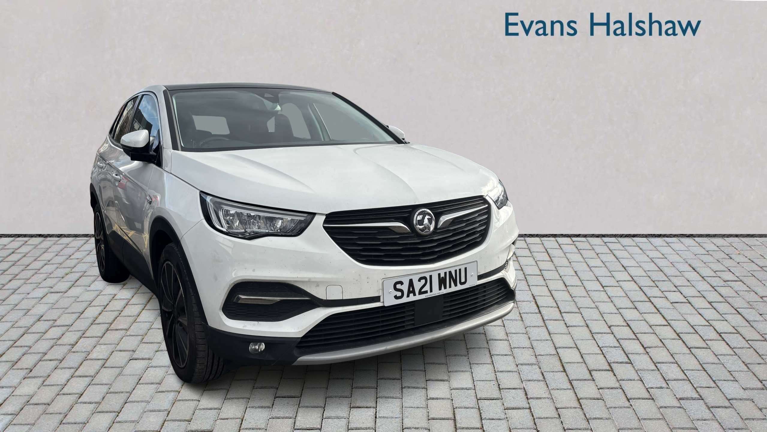 Main listing image - Vauxhall Grandland X