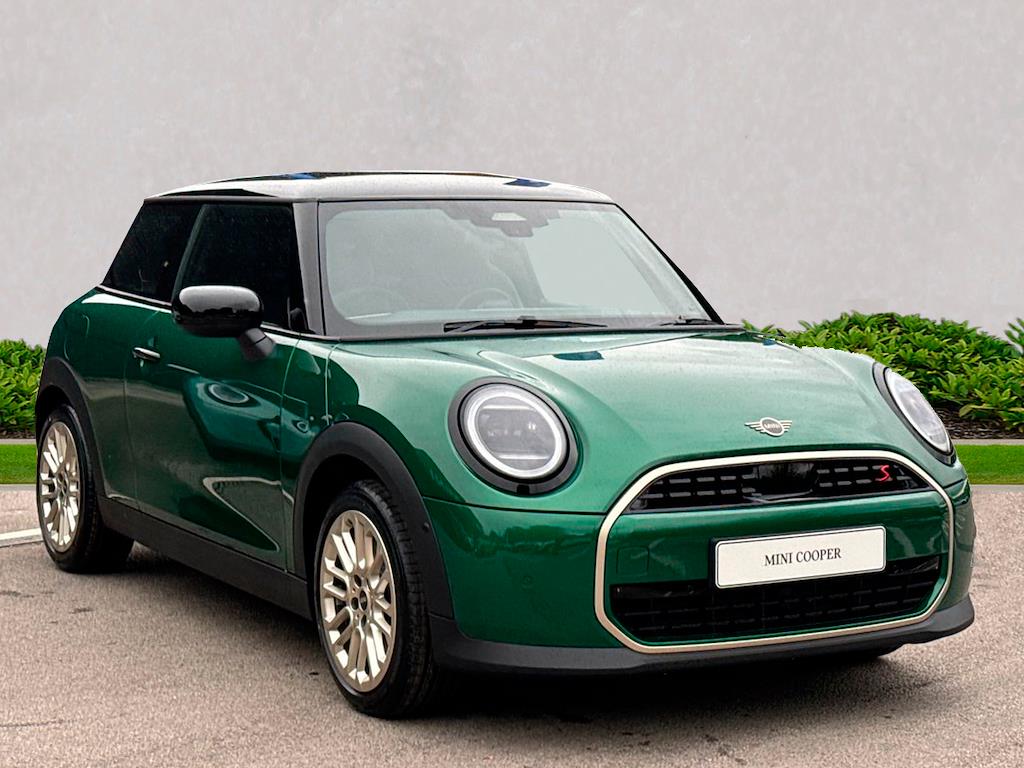 Main listing image - MINI Hatchback