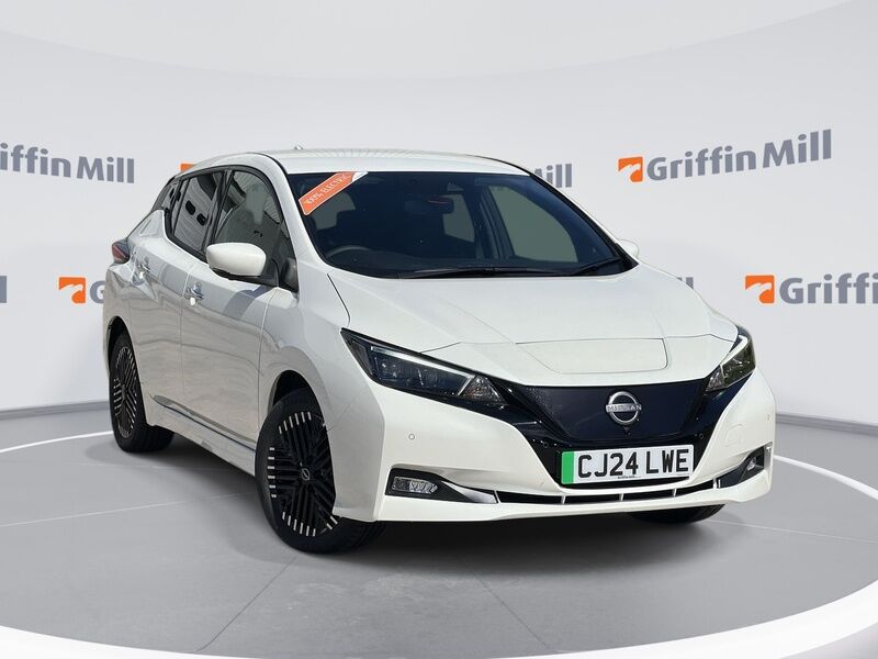 Main listing image - Nissan Leaf